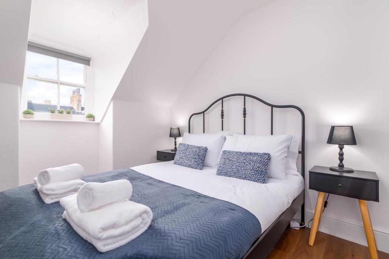 Whitby Heights Apartment Bagian luar foto