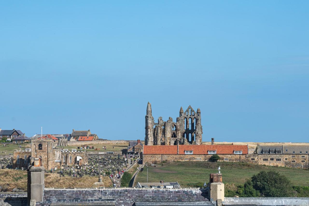 Whitby Heights Apartment Bagian luar foto